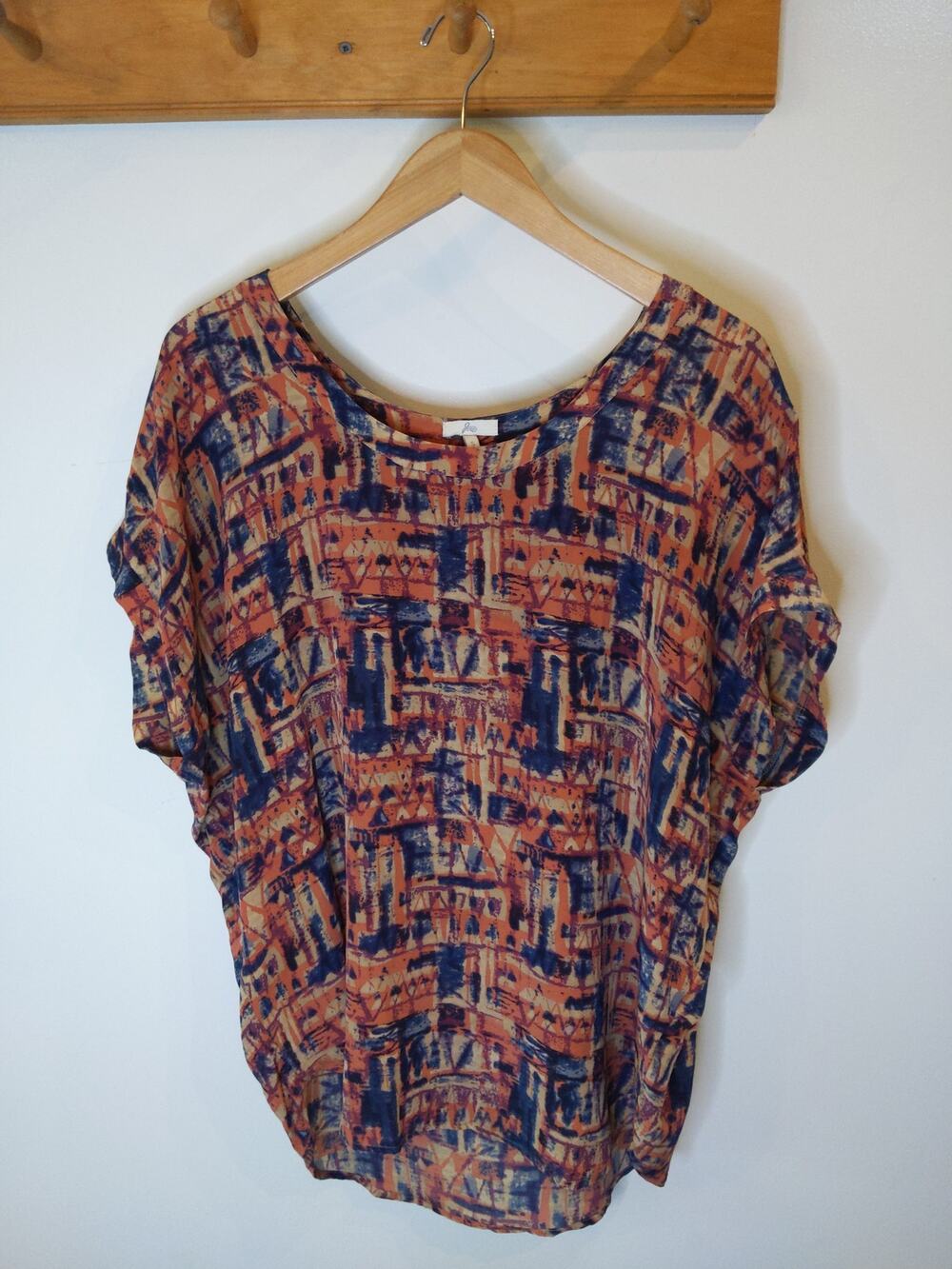 Joie Southwestern Print Silk Top Tribal Pattern Relaxed Fit Size S Boho